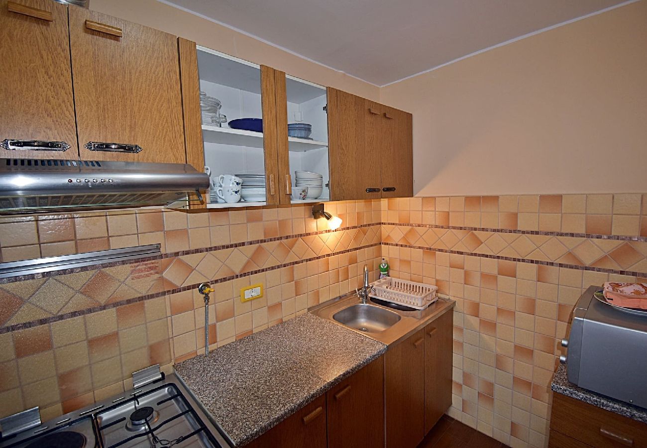 Apartment in Pula - Gortan Cove - 100 m from the Beach - Mare A3