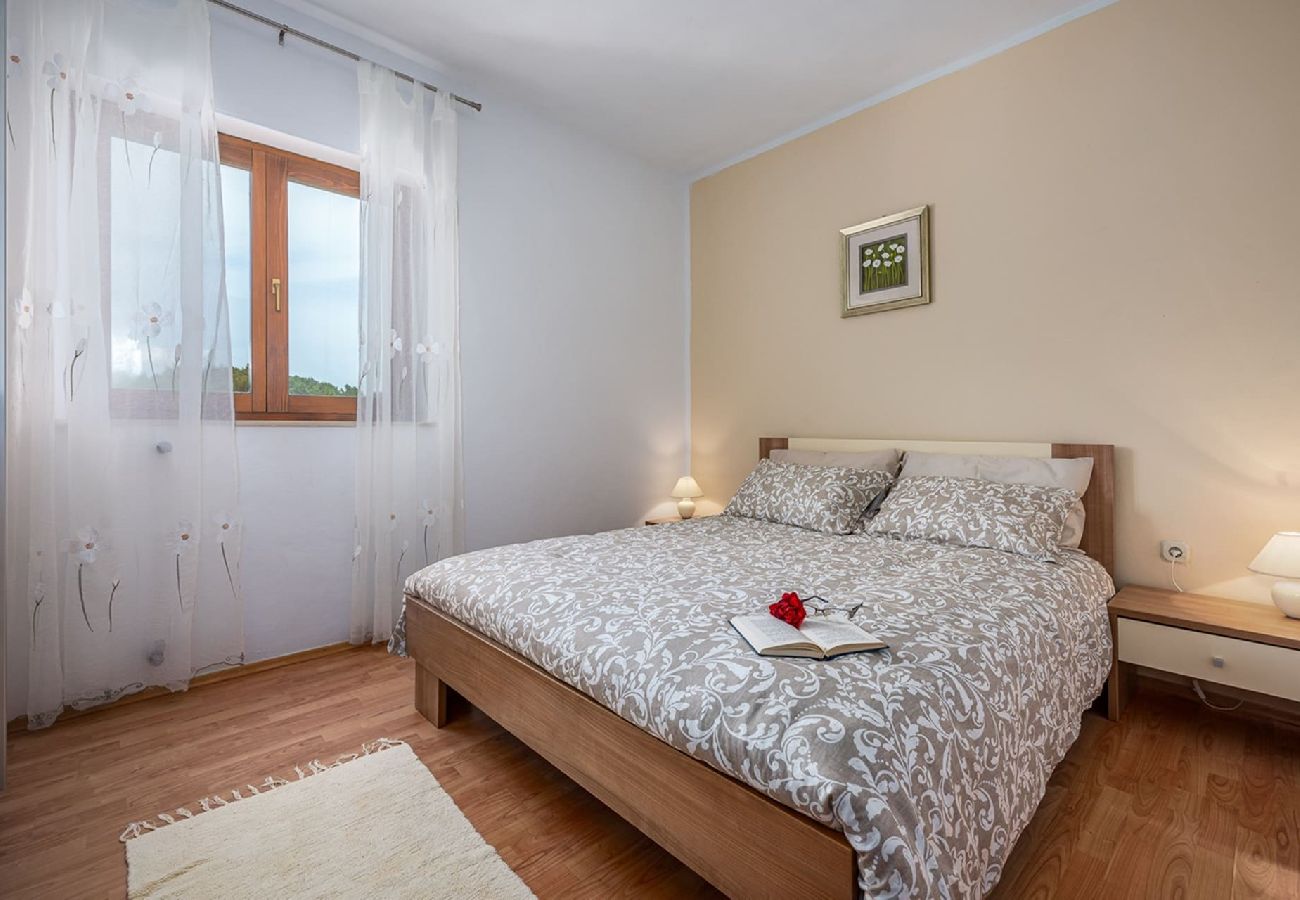 Apartment in Drenje - Relaxing Summer Apartment - Pool, Sauna, Jacuzzi 1