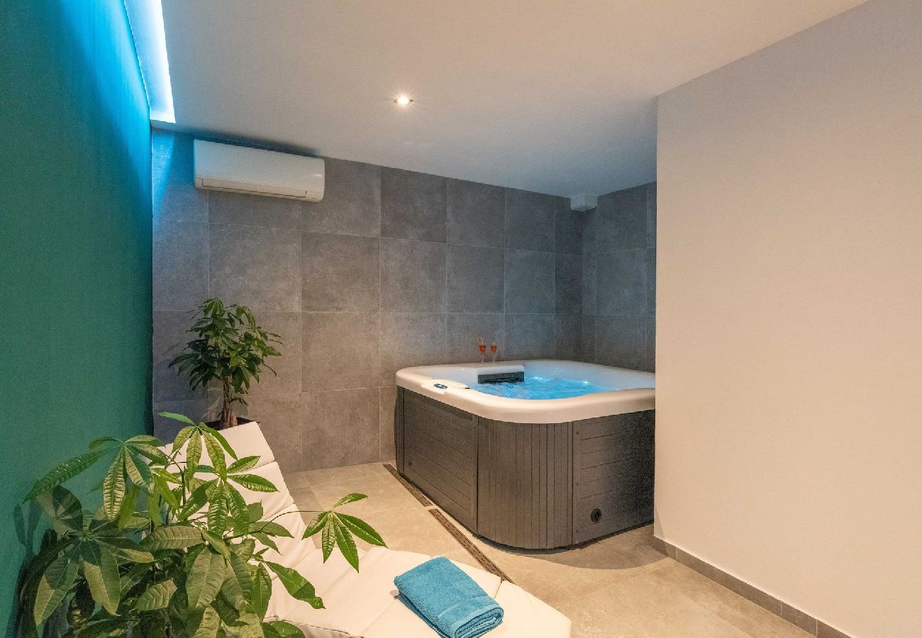 Villa in Vodnjan - Villa Ulysses - Pool, Jacuzzi and Sauna