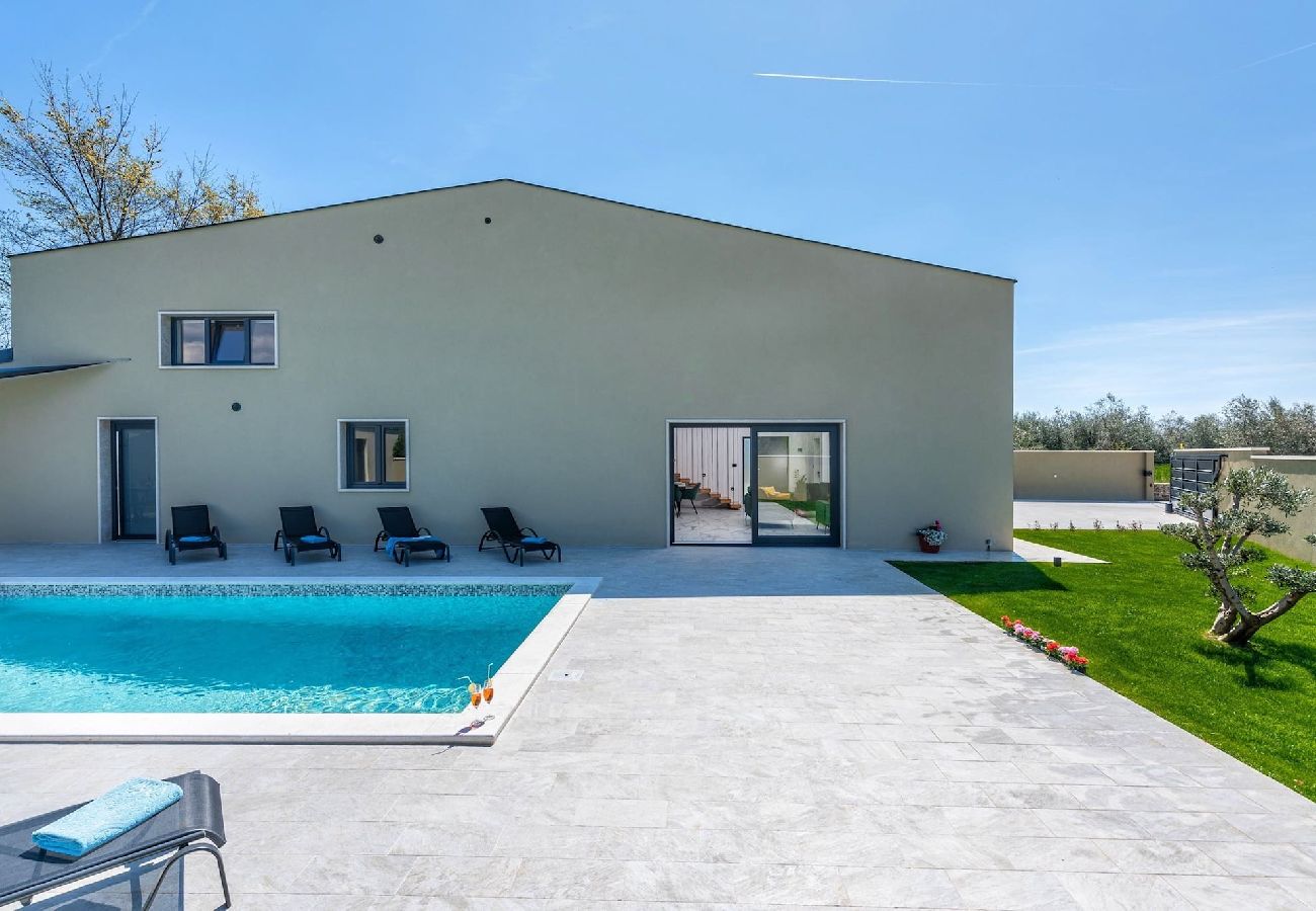 Villa in Vodnjan - Villa Ulysses - Pool, Jacuzzi and Sauna