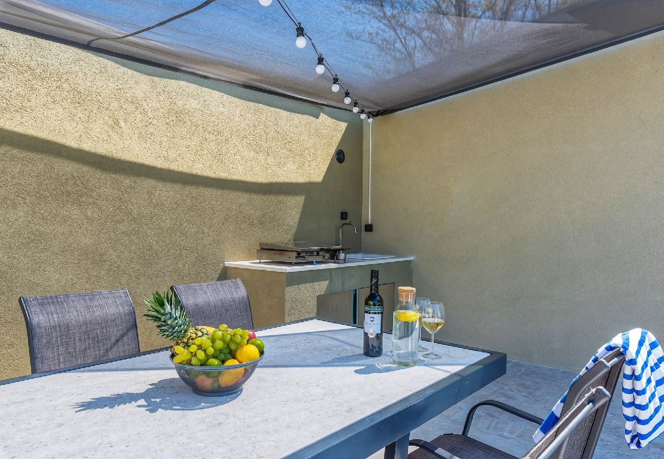 Villa in Vodnjan - Villa Ulysses - Pool, Jacuzzi and Sauna