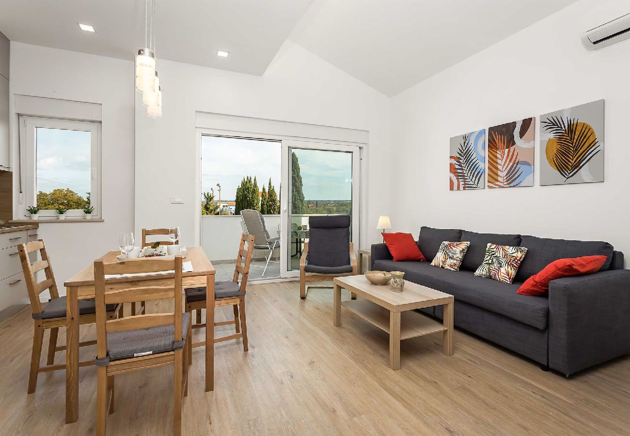 Apartment in Pula - Lana Luxe - Relaxing Vacation Apartment