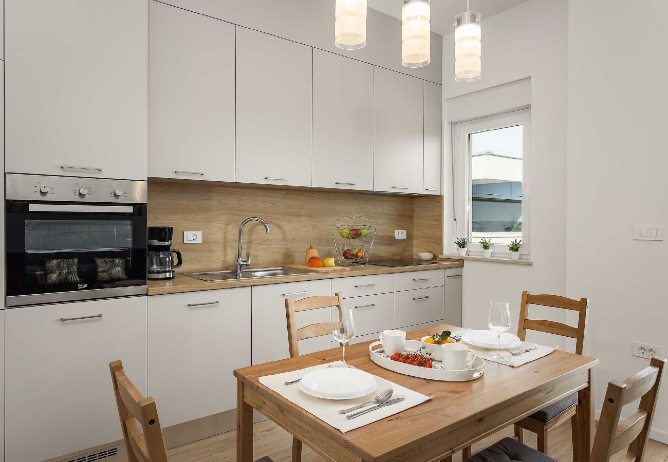 Apartment in Pula - Lana Luxe - Relaxing Vacation Apartment