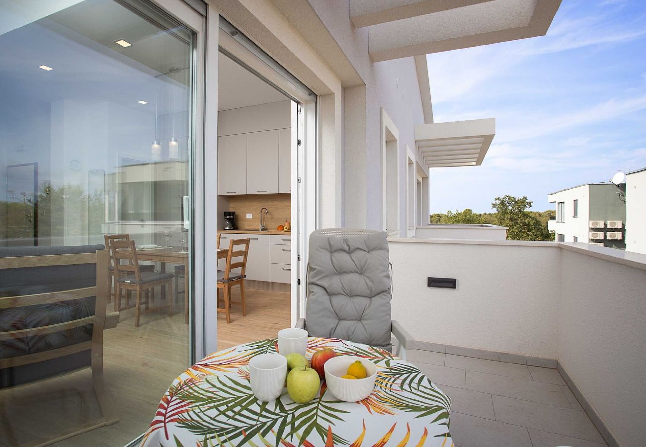 Apartment in Pula - Lana Luxe - Relaxing Vacation Apartment