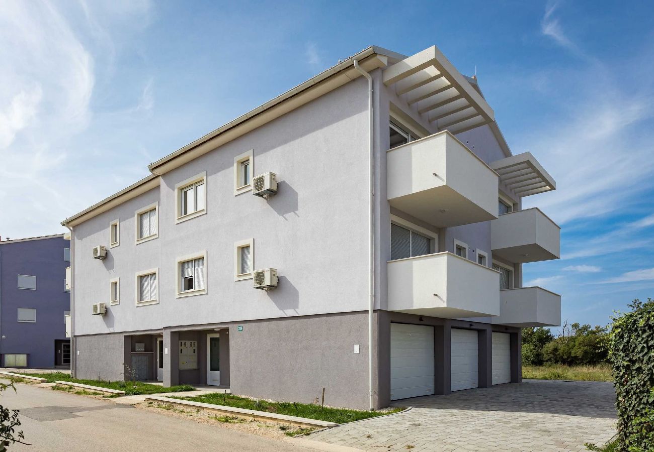 Apartment in Pula - Lana Luxe - Relaxing Vacation Apartment