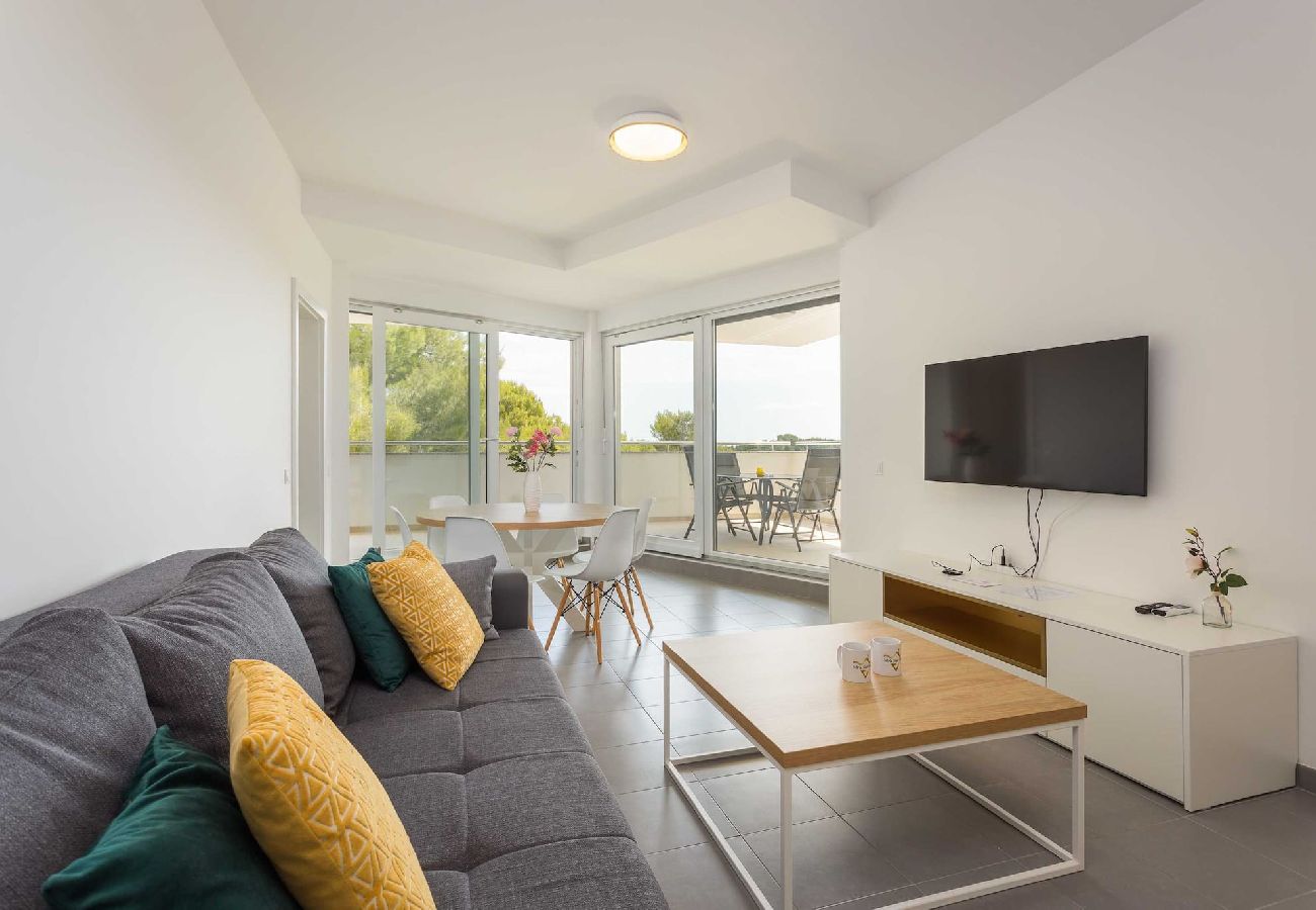 Apartment in Premantura - Villa Frida - Apartment Laurel with Balcony