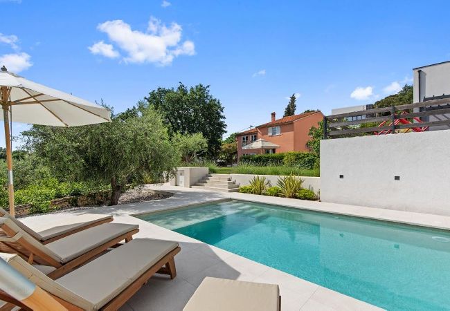 Apartment in Vintijan - Villa Vintiana - Shared Pool, 2 Bedrooms