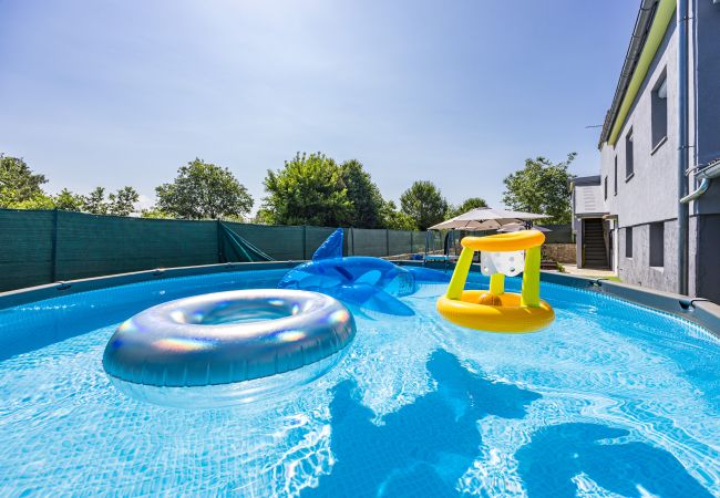 Apartment in Vodnjan - Kristijan & Jelena - Pool, Jacuzzi, Playground 