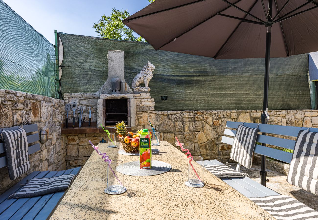 Apartment in Vodnjan - Kristijan & Jelena - Pool, Jacuzzi, Playground 