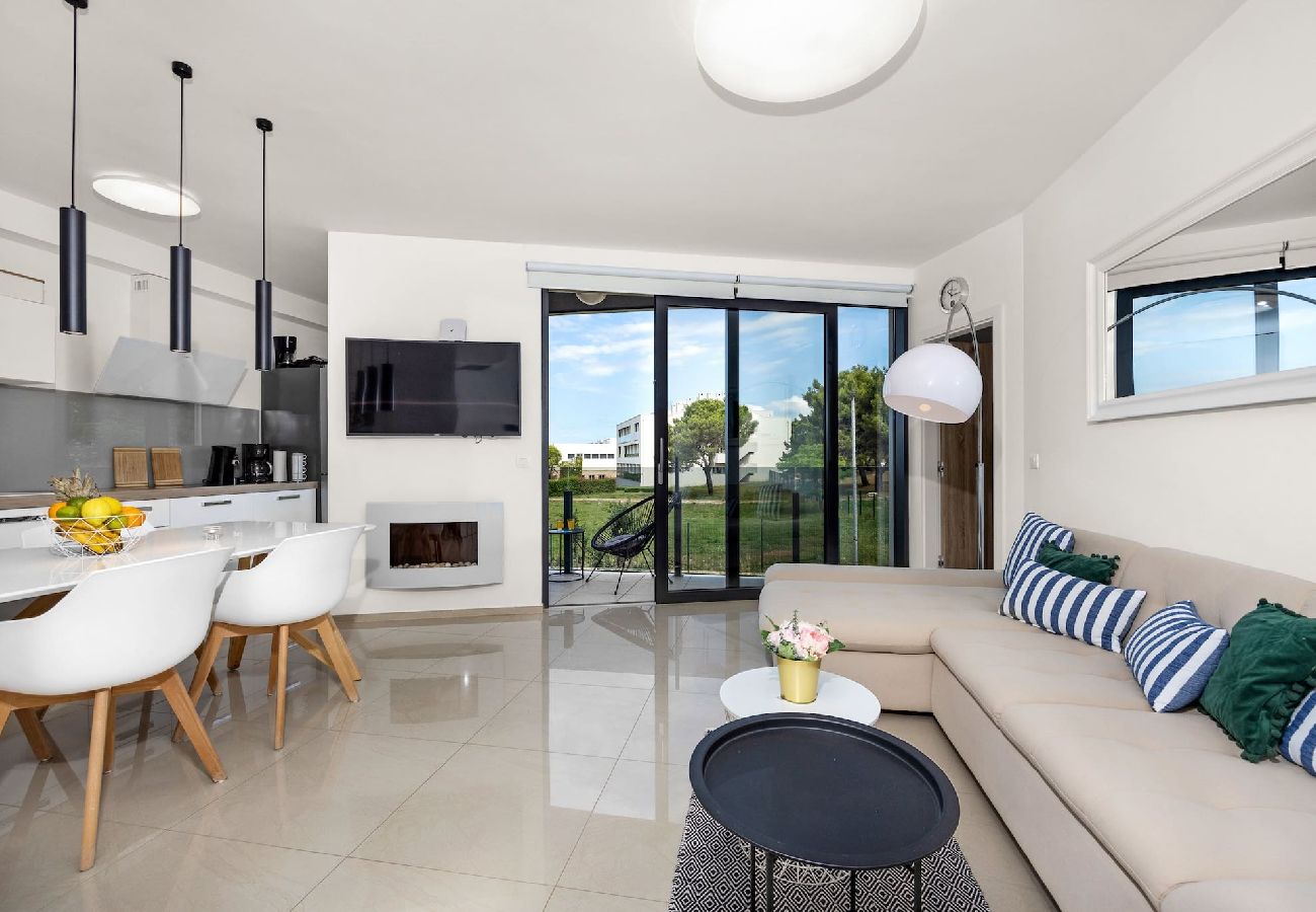 Apartment in Medulin - Medulin Beach Apartment with Sea View  