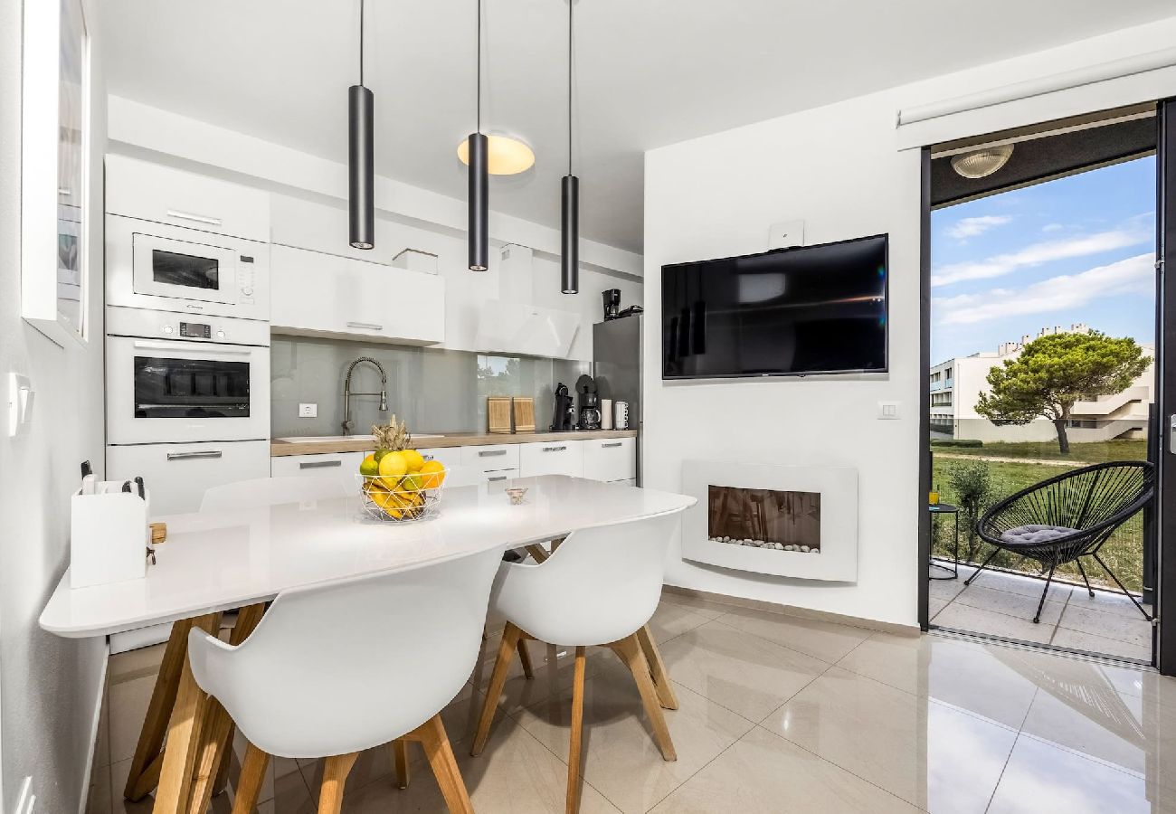 Apartment in Medulin - Medulin Beach Apartment with Sea View  