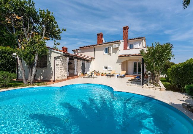 Villa in Premantura - Villa Beauty with Private Pool