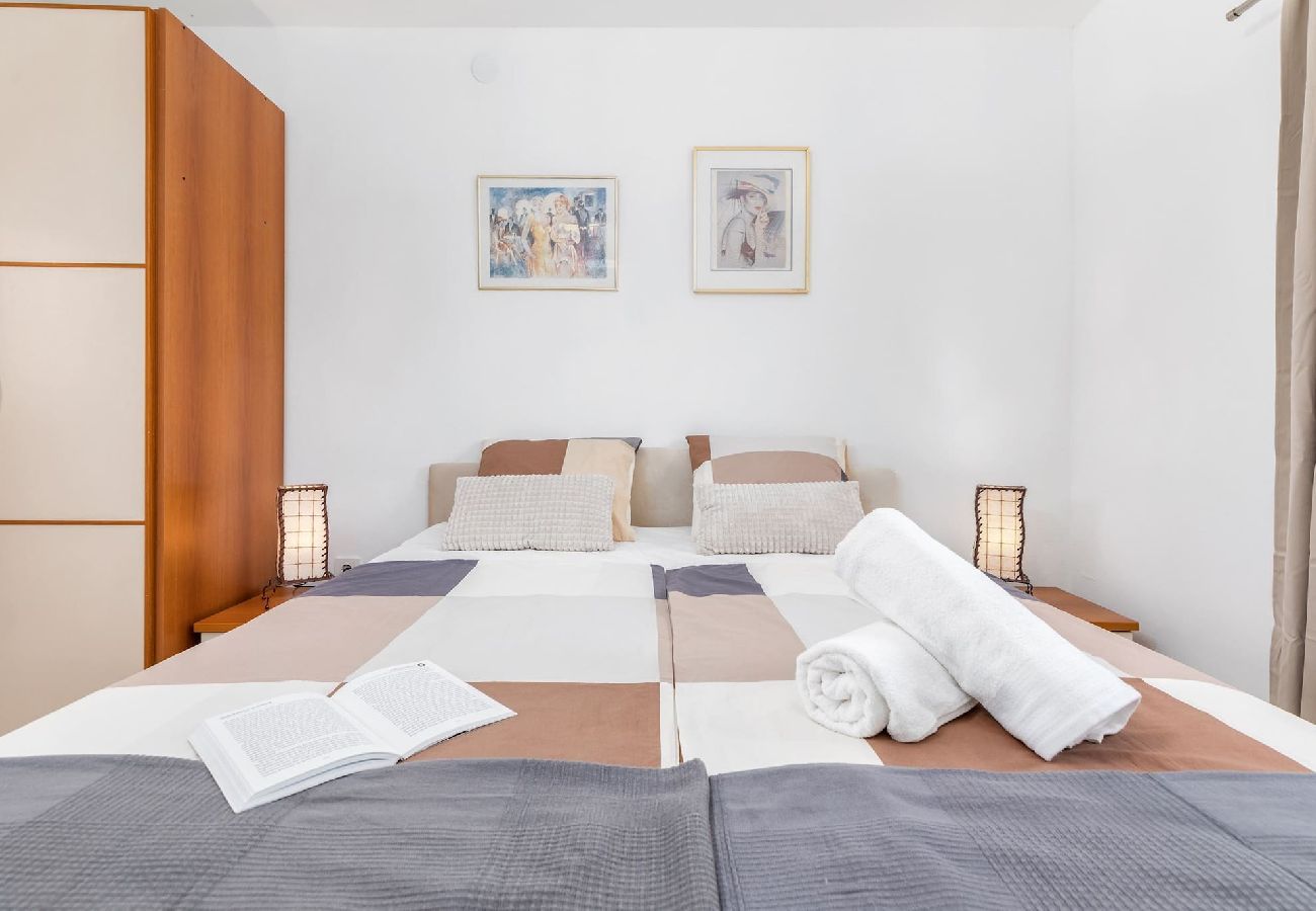 House in Peroj - Eco Beach House Corrine - 100 m from the Beach