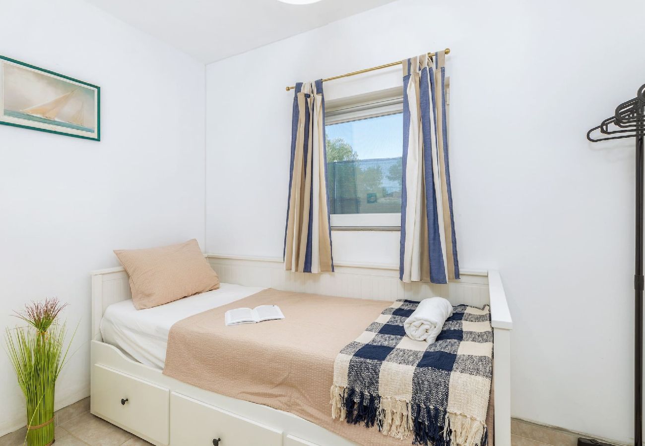 House in Peroj - Eco Beach House Corrine - 100 m from the Beach