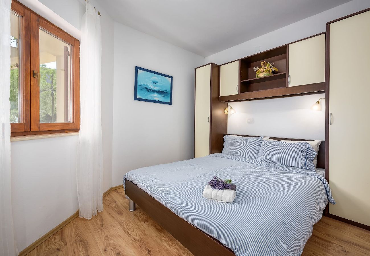 Apartment in Drenje - Relaxing Summer Apartment - Pool, Sauna, Jacuzzi 6