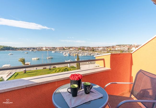 Apartment in Medulin - Wonderful Balcony with Sea View - Apt Sunset