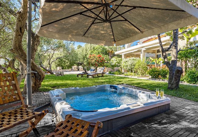 Apartment in Banjol - Magical Garden with Shared Jacuzzi - Blanka A2