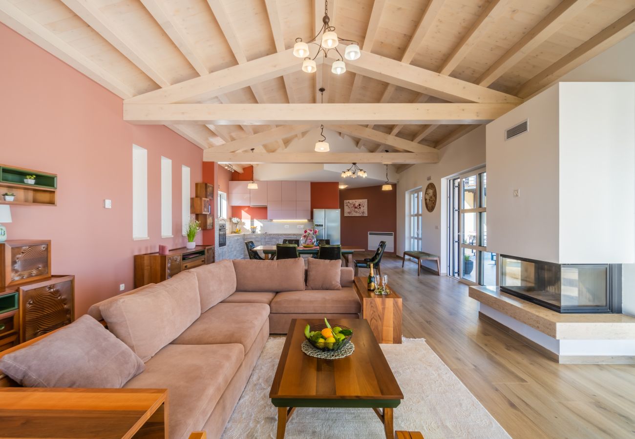 Villa in Filipana - Spiral Garden, Lavender Fields, Pool - Arkaim