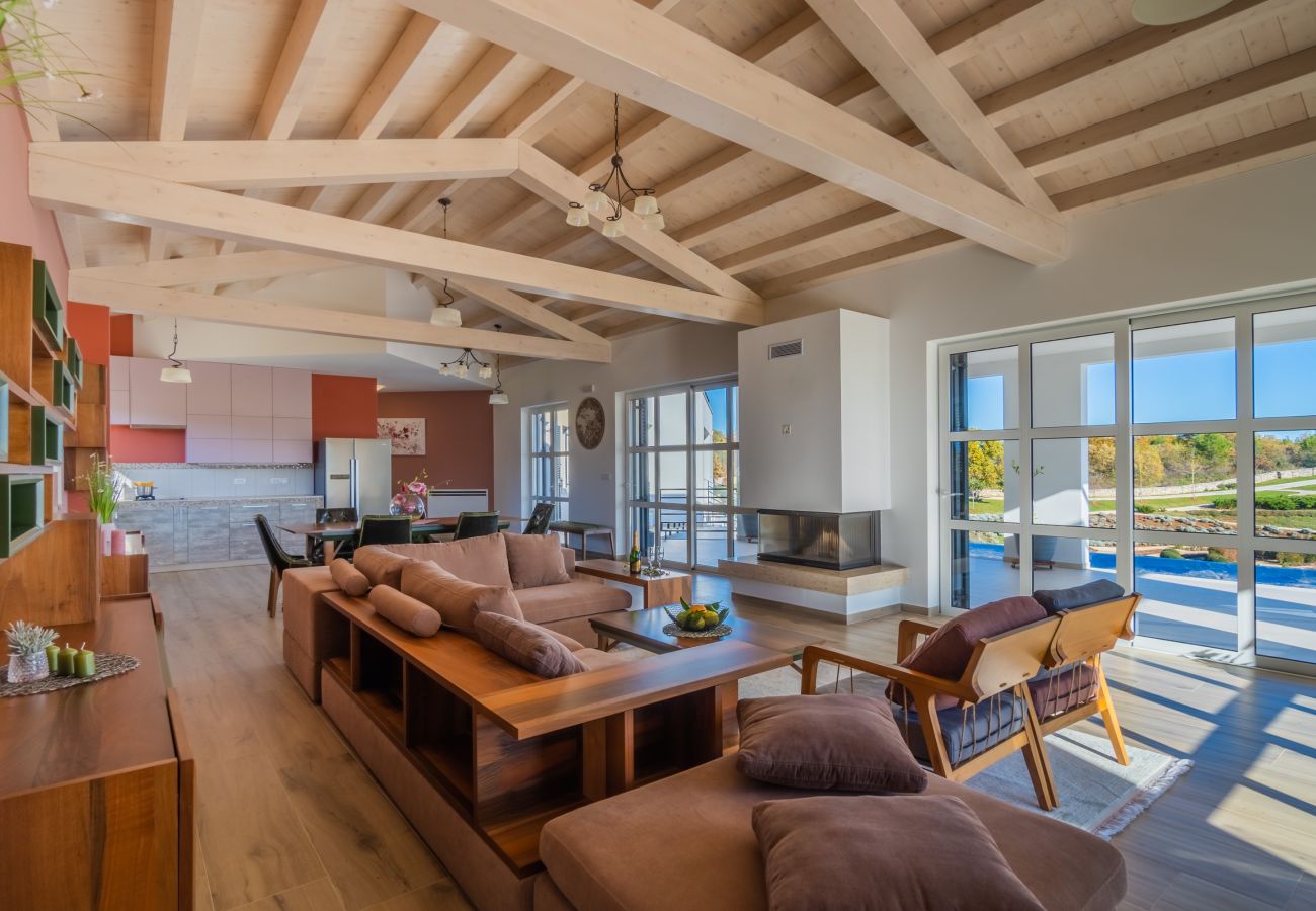 Villa in Filipana - Spiral Garden, Lavender Fields, Pool - Arkaim