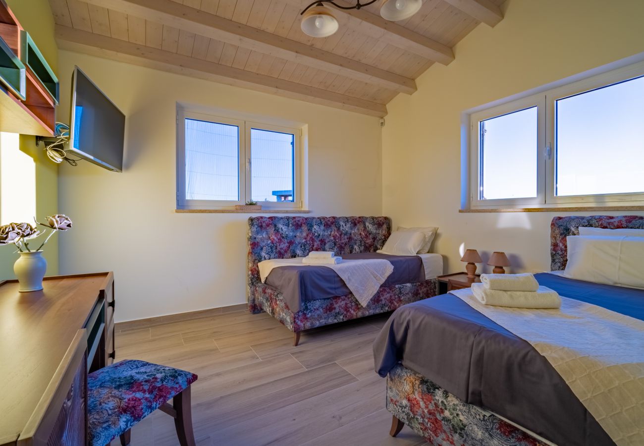 Villa in Filipana - Spiral Garden, Lavender Fields, Pool - Arkaim