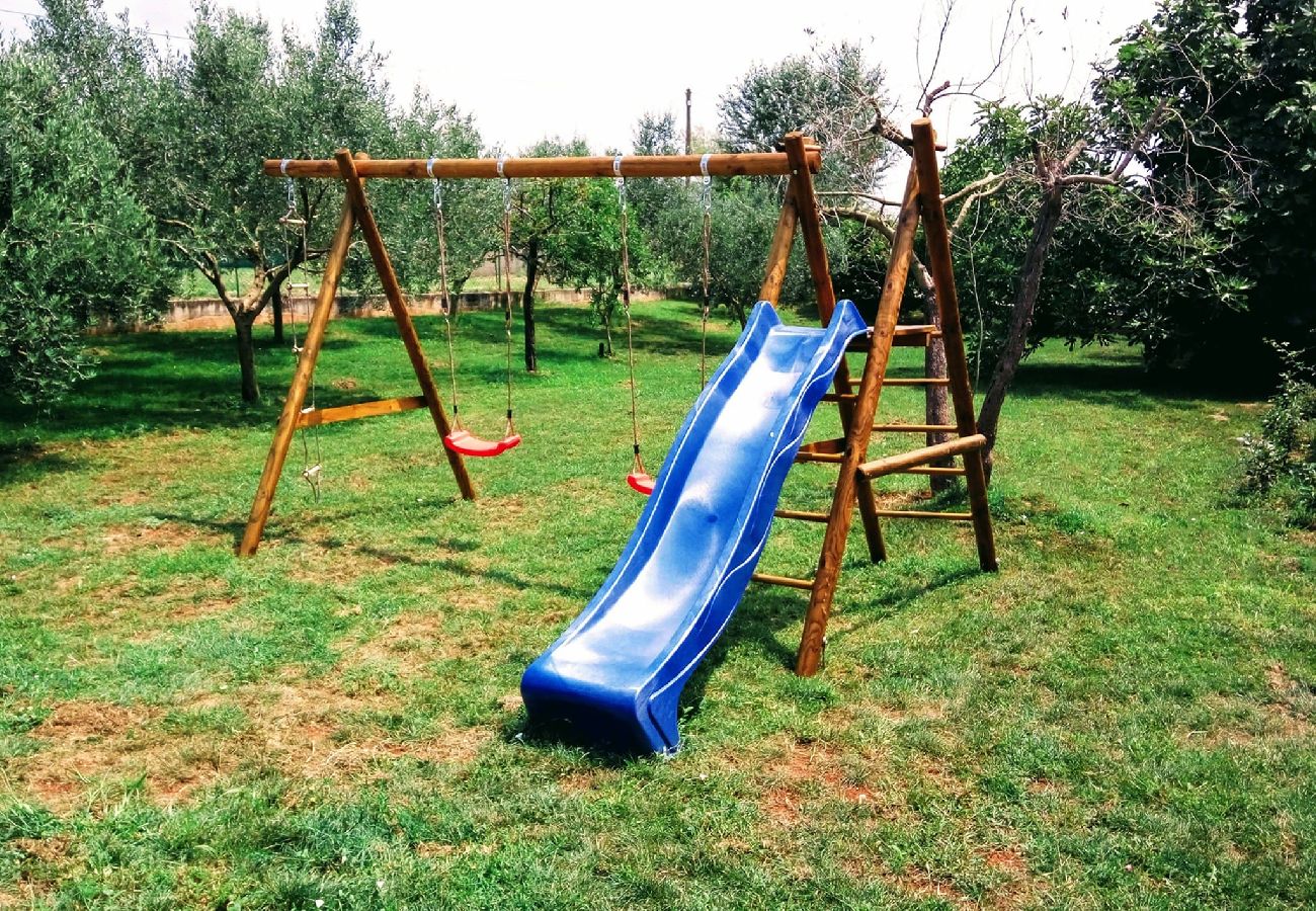 House in Pula - Relaxing Holiday Home Sabina - Private Pool