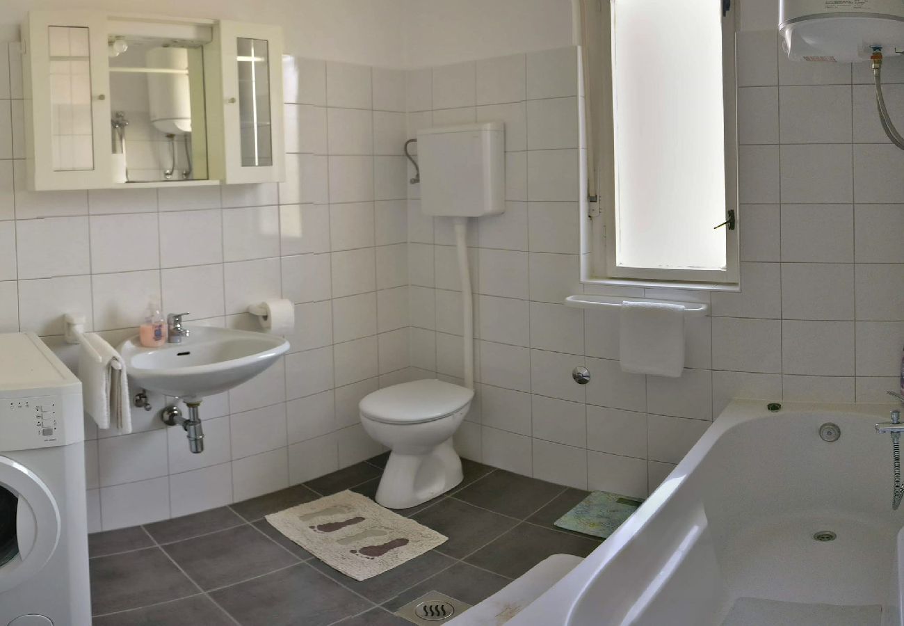 House in Pula - Relaxing Holiday Home Sabina - Private Pool