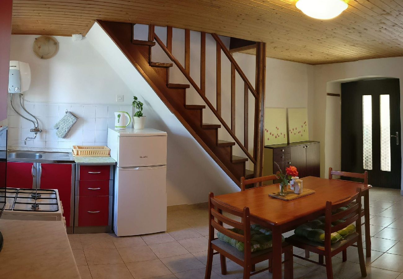 House in Pula - Relaxing Holiday Home Sabina - Private Pool