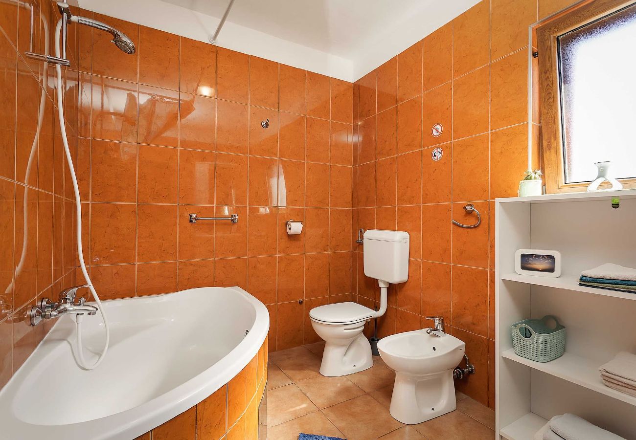 House in Pula - Charming Holiday Home Pina with Private Pool