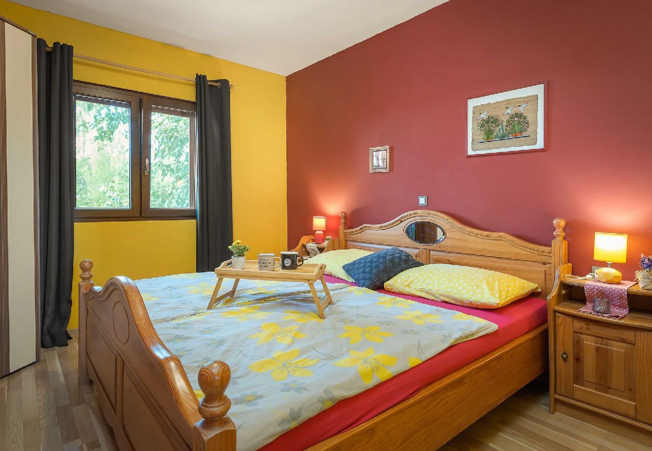 House in Pula - Charming Holiday Home Pina with Private Pool