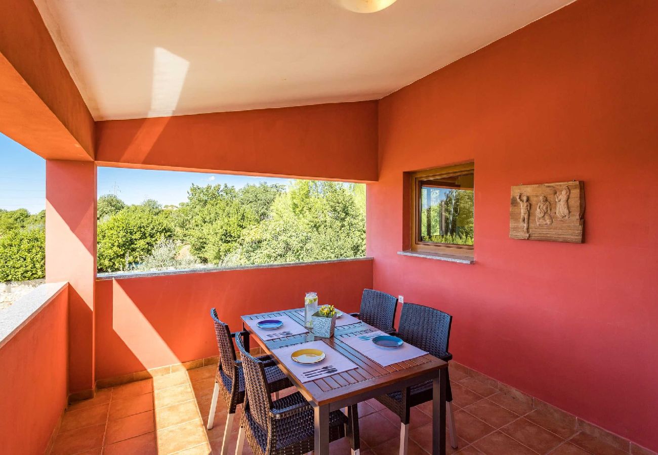 House in Pula - Charming Holiday Home Pina with Private Pool