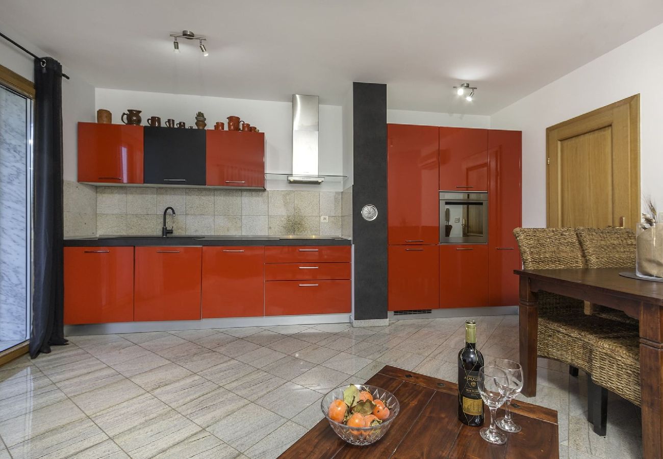 Apartment in Banjole - Summer Apartment Banjole - 100 m from the Beach 