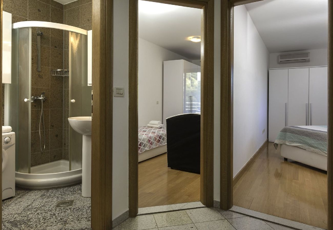 Apartment in Banjole - Summer Apartment Banjole - 100 m from the Beach 