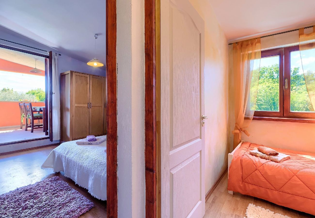 Villa in Rakalj - Wonderful Villa Prisedi with Private Pool 