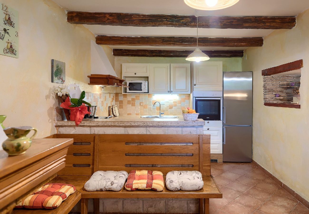 Villa in Rakalj - Wonderful Villa Prisedi with Private Pool 