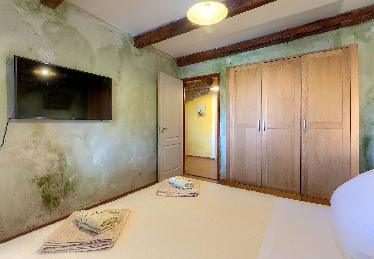 Villa in Rakalj - Wonderful Villa Prisedi with Private Pool 