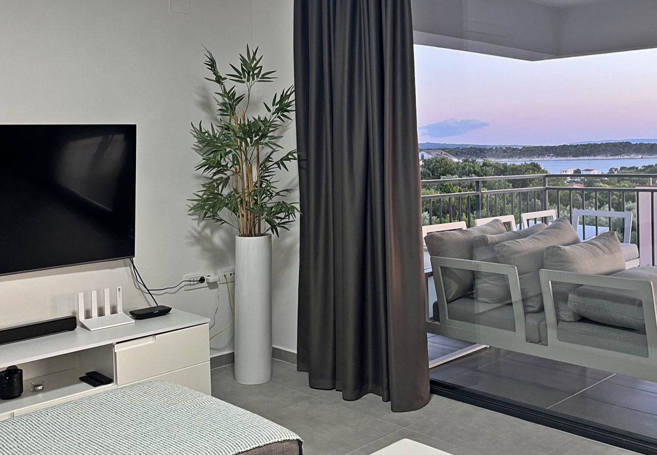 Apartment in Banjol - Sea View and Wonderful Balcony - Max 3