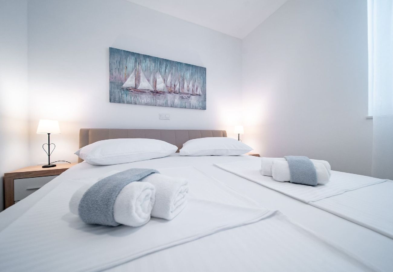 Apartment in Supetarska Draga - Villa Gulli - Apartment Blue with Sea View 