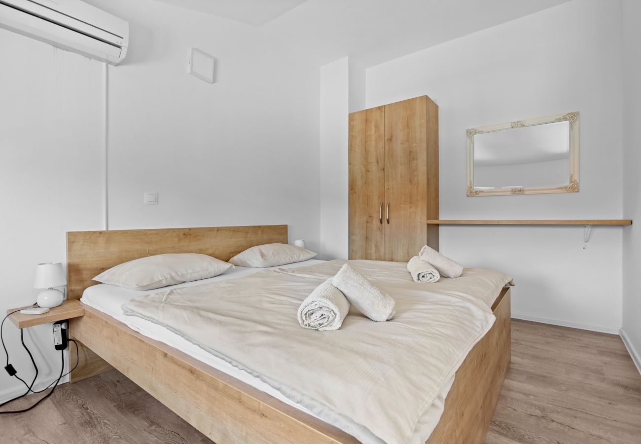 Villa in Kukci - Relaxing Villa near Porec with Pool - Susanne