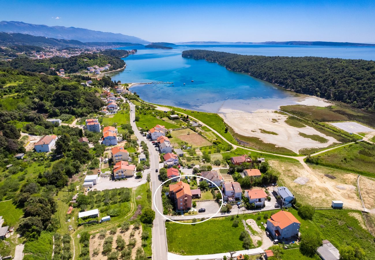 Apartment in Kampor - Seafront Apt for Family Vacation - Neda Ruzmarin