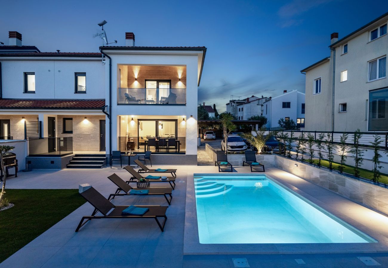 Villa in Štinjan - Villa Polaris - Luxurious Vacation Oasis