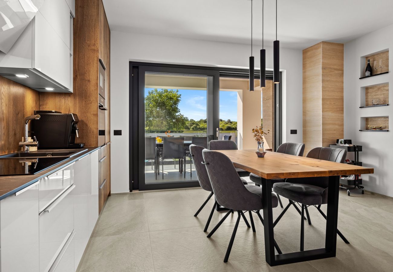 Villa in Štinjan - Villa Polaris - Luxurious Vacation Oasis