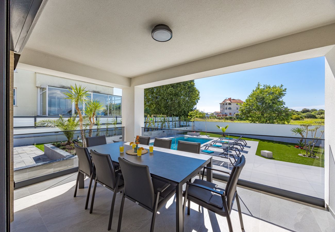 Villa in Štinjan - Villa Polaris - Luxurious Vacation Oasis