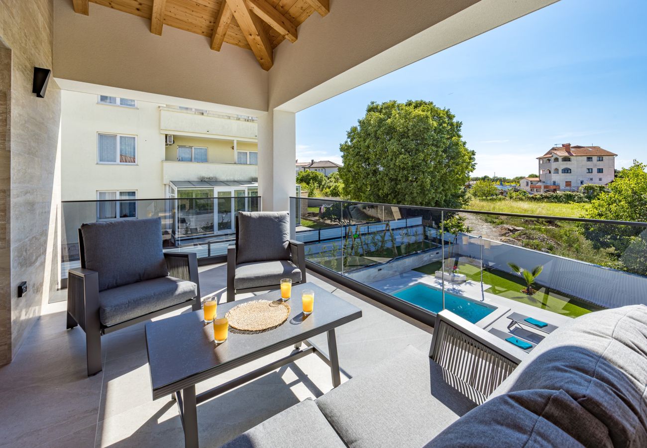 Villa in Štinjan - Villa Polaris - Luxurious Vacation Oasis