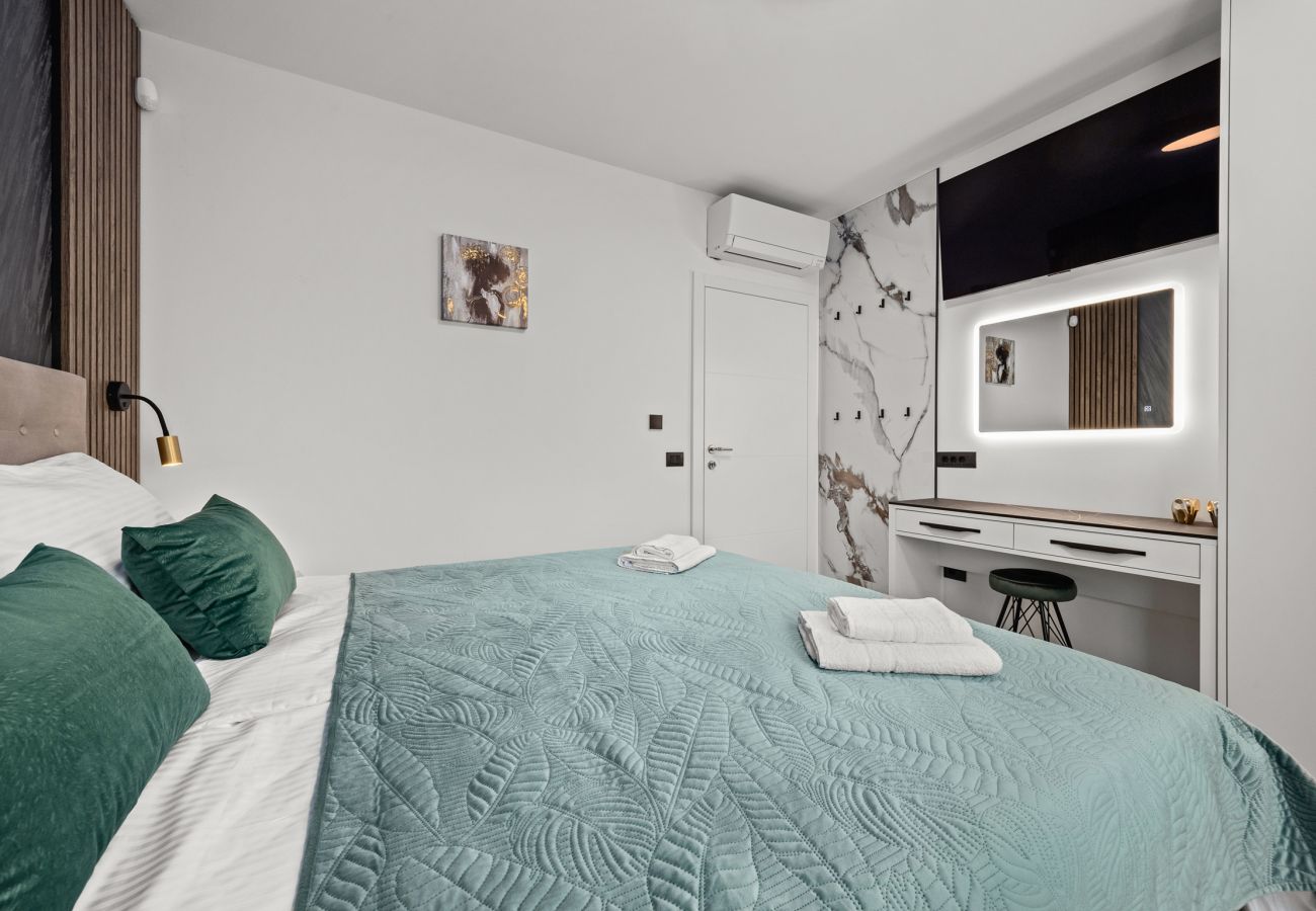 Villa in Štinjan - Villa Antares - Luxurious Vacation Oasis