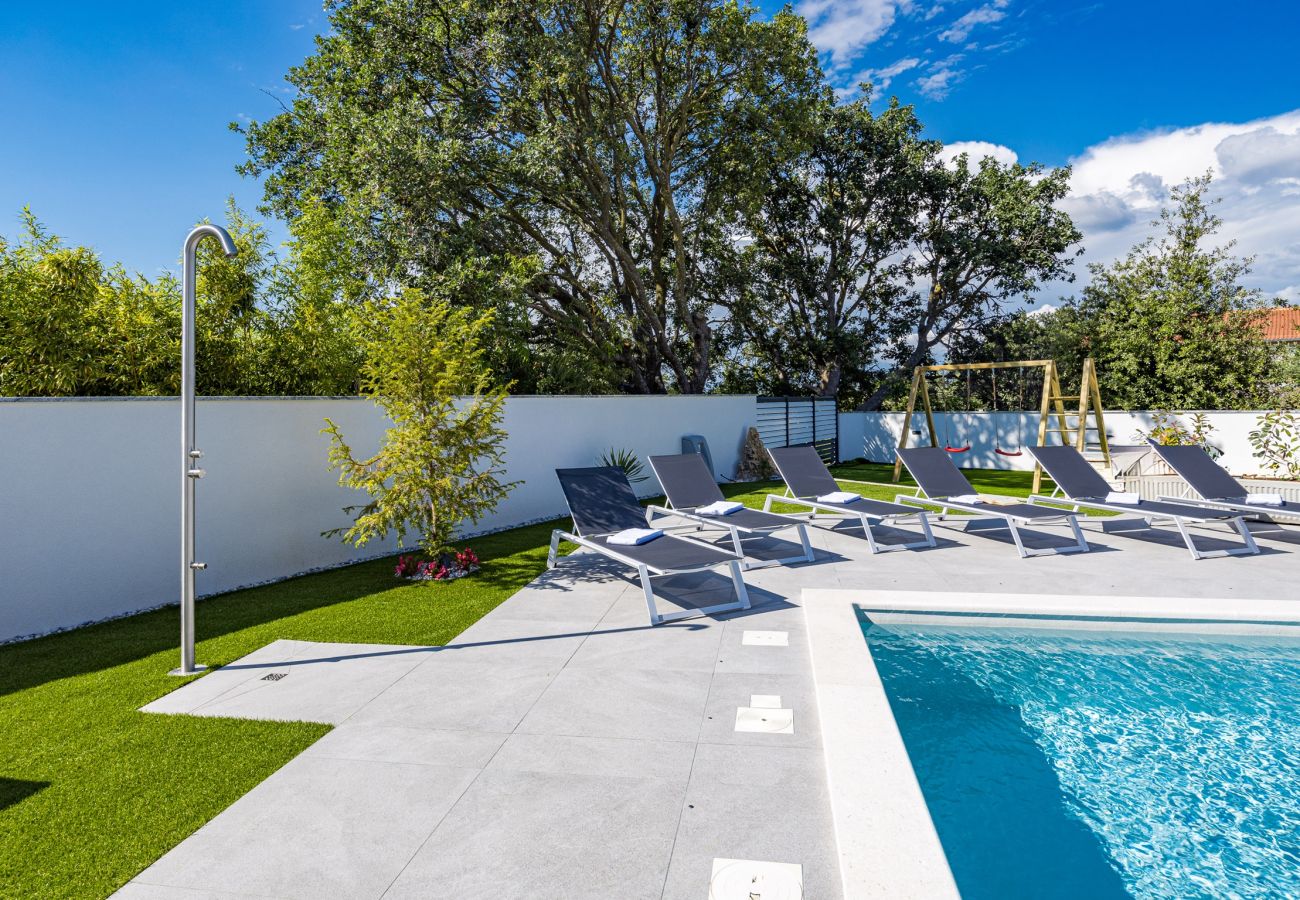 Villa in Štinjan - Villa Antares - Luxurious Vacation Oasis