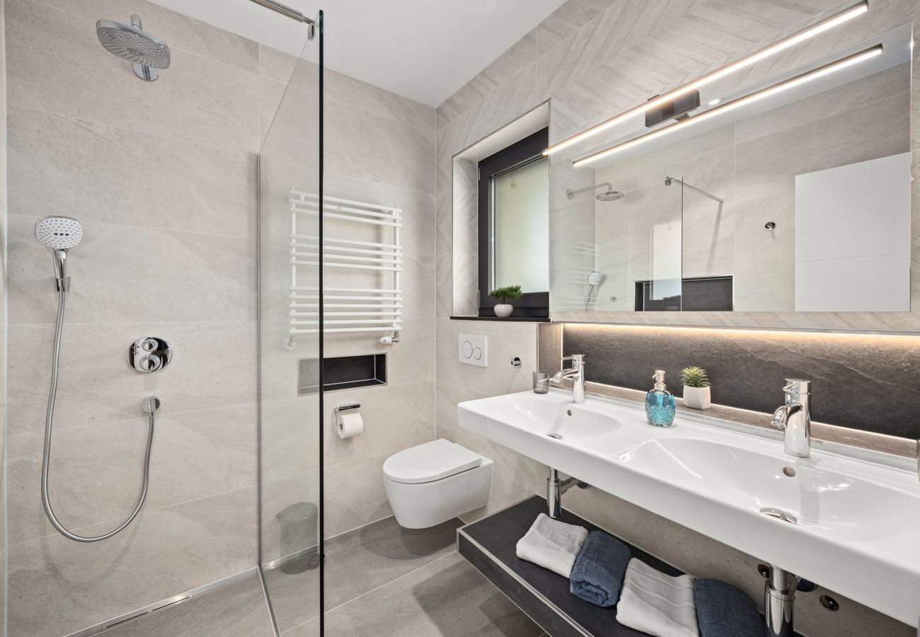 Villa in Štinjan - Villa Antares - Luxurious Vacation Oasis