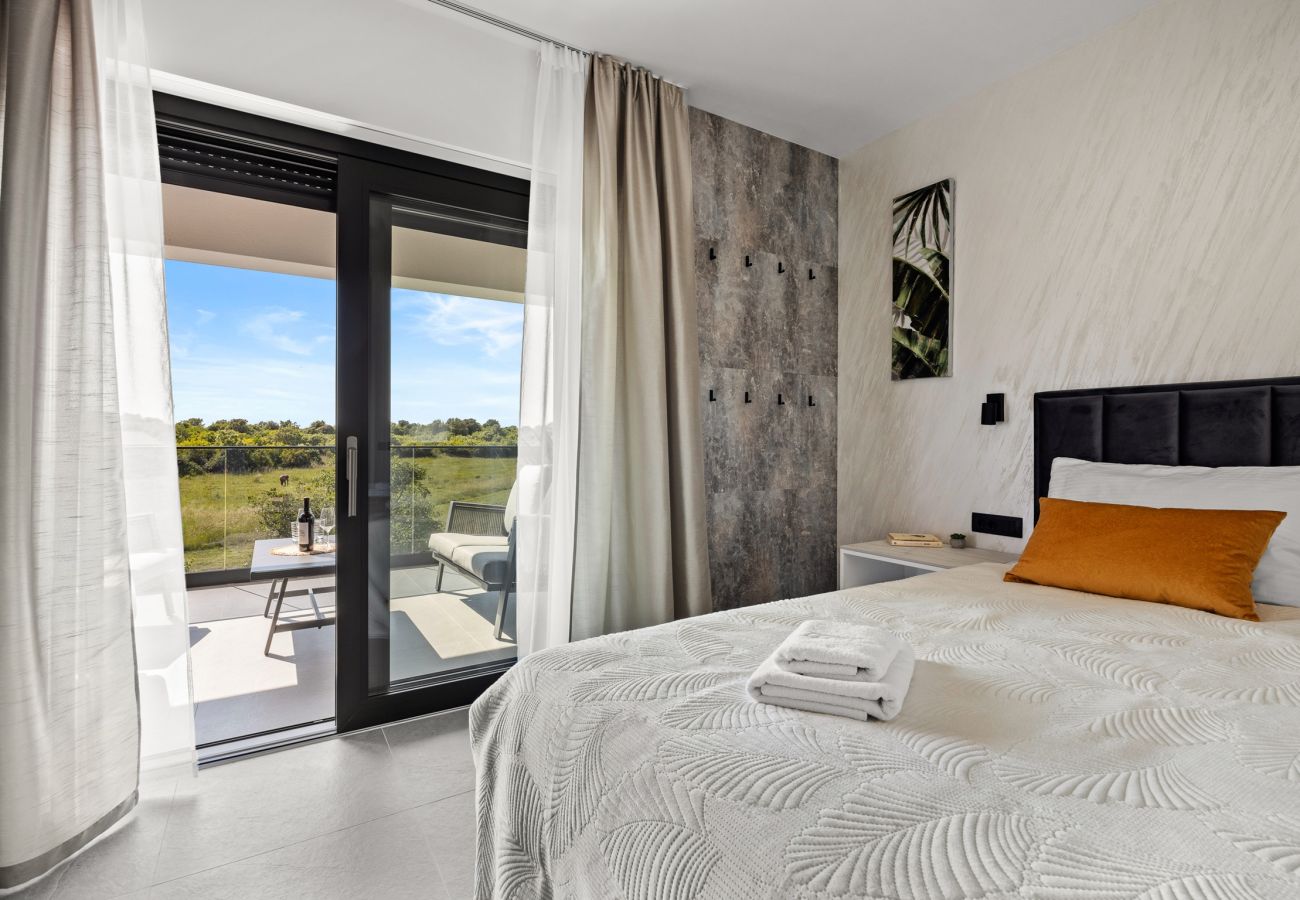 Villa in Štinjan - Villa Antares - Luxurious Vacation Oasis