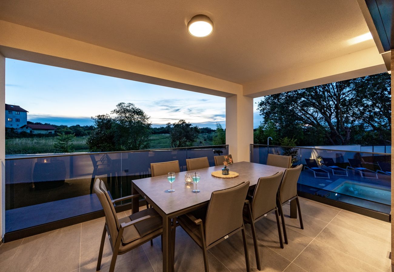 Villa in Štinjan - Villa Antares - Luxurious Vacation Oasis