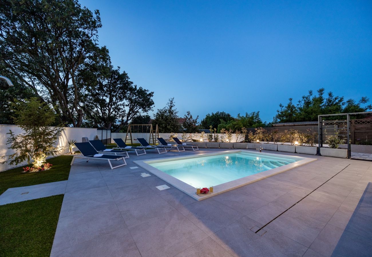 Villa in Štinjan - Villa Antares - Luxurious Vacation Oasis