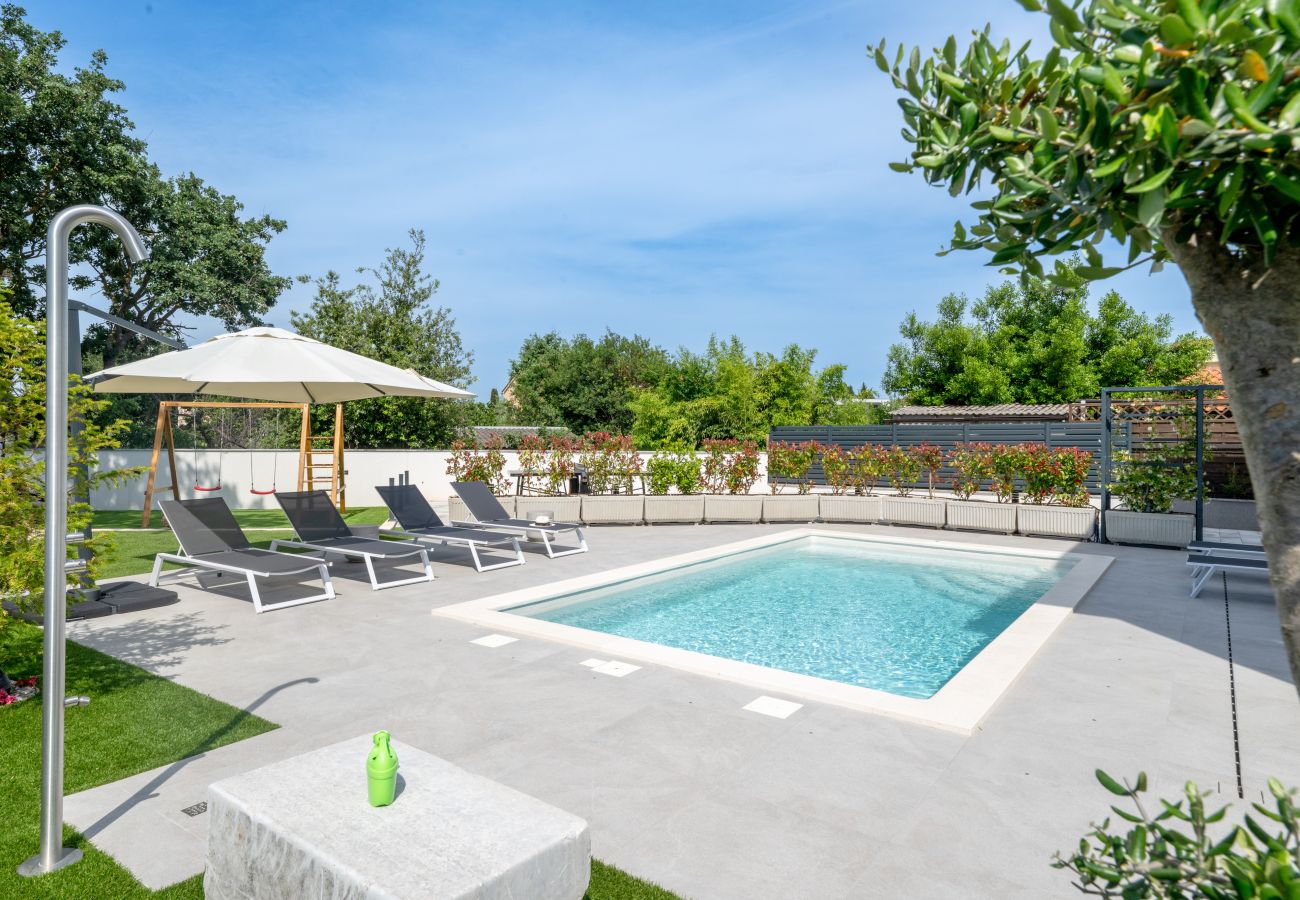 Villa in Štinjan - Villa Antares - Luxurious Vacation Oasis